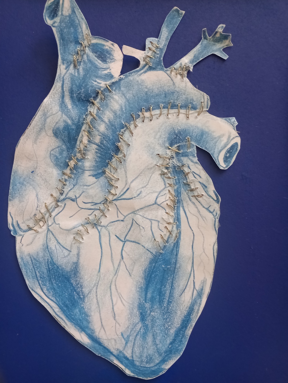 Corazón azul. Acrílico sobre papel, 21 x 29.7 cm. 2019. Vendida